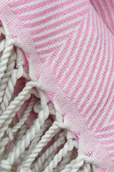 Bred sildeben lys rød